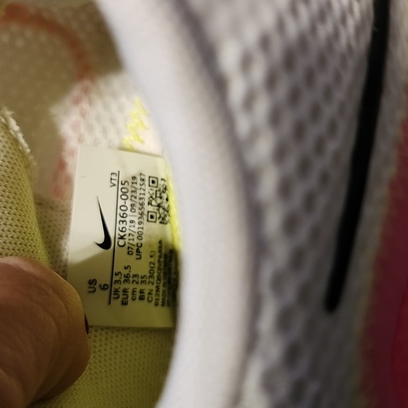 Nike renew shoes - Picture 4 of 6